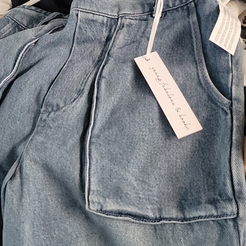 YFB  🆕 3/4  wide legged culottes - Picture 8 of 8
